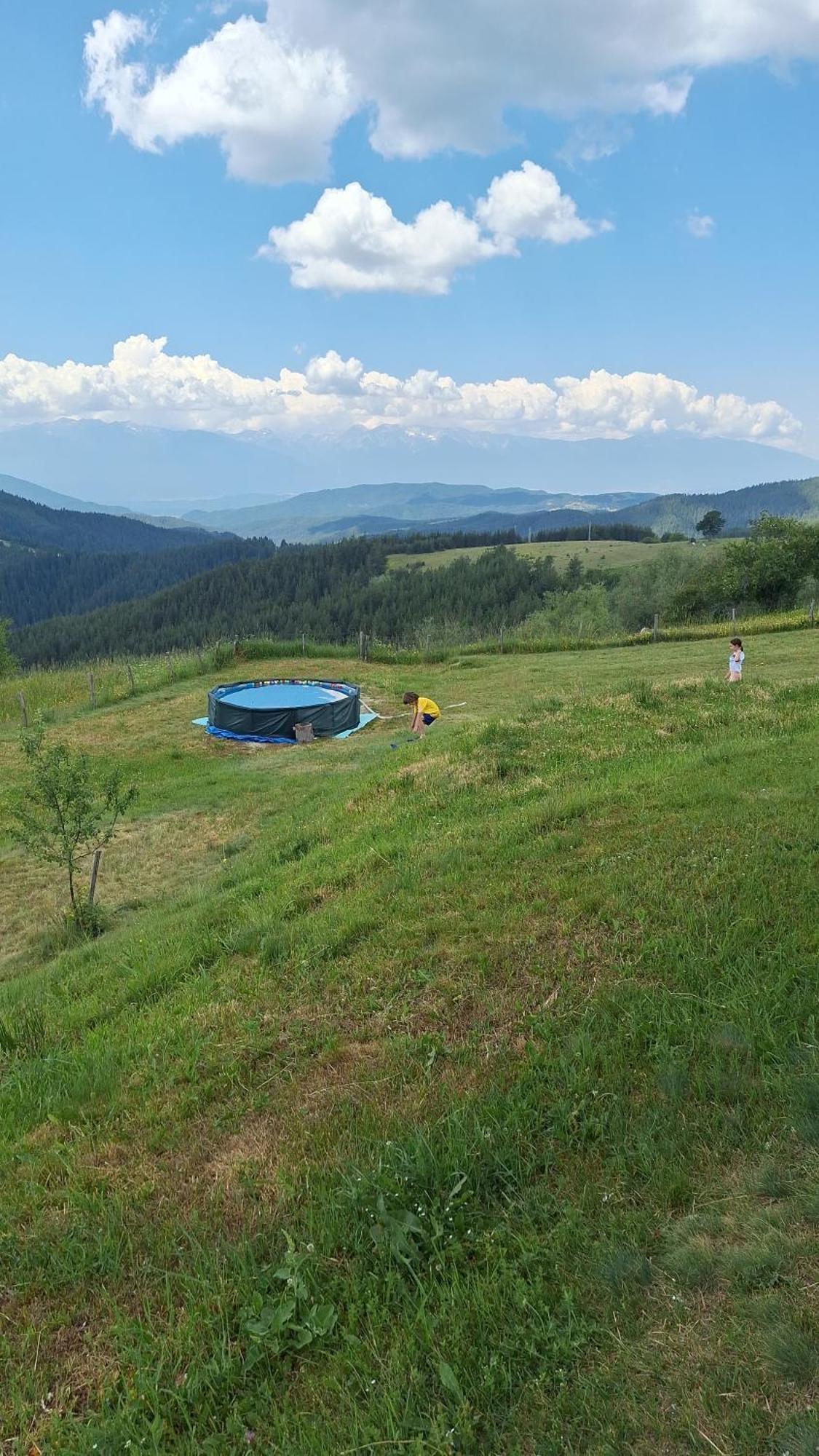 Вила Орцево Vila Ortsevo Luaran gambar